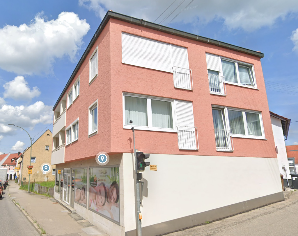 Gewerbeeinheit in gut sichtbarer Lage im EG